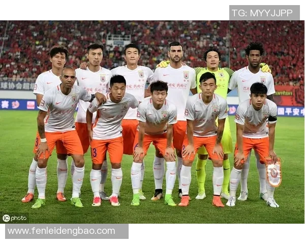 2020年广州恒大与山东鲁能泰山巅峰对决回顾及精彩瞬间分析